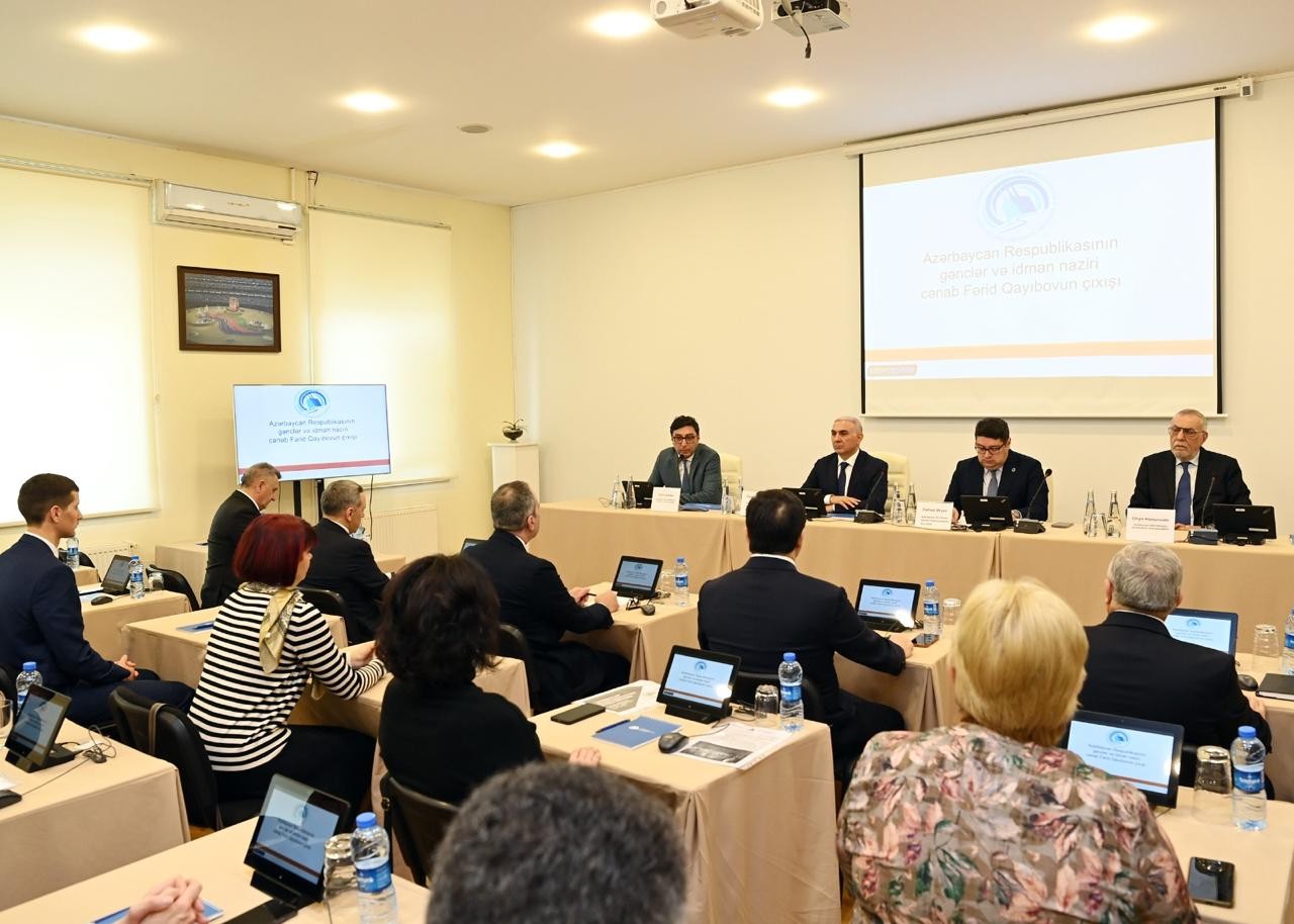 Vüqar Əhmədov yenidən federasiya prezidenti seçildi - FOTOLAR